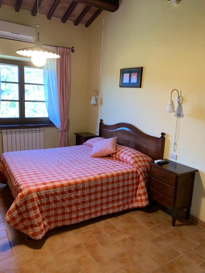 Agriturismo Fraschetta มอนตาลชิโน ภายนอก รูปภาพ