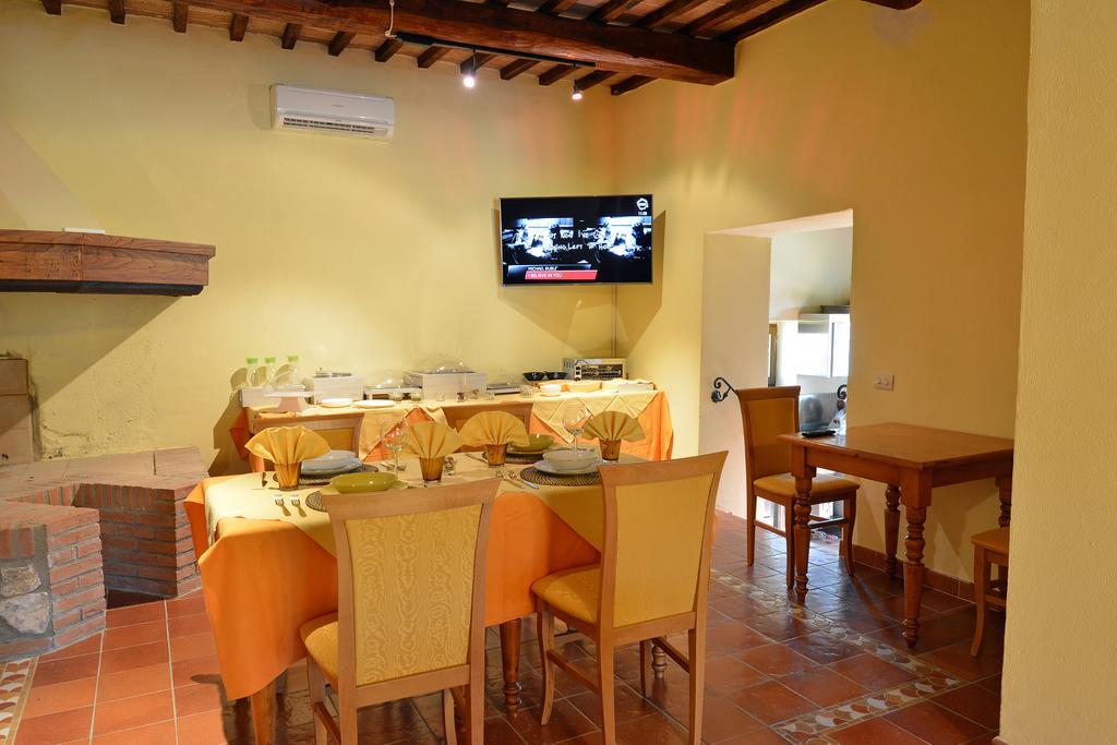 Agriturismo Fraschetta มอนตาลชิโน ภายนอก รูปภาพ