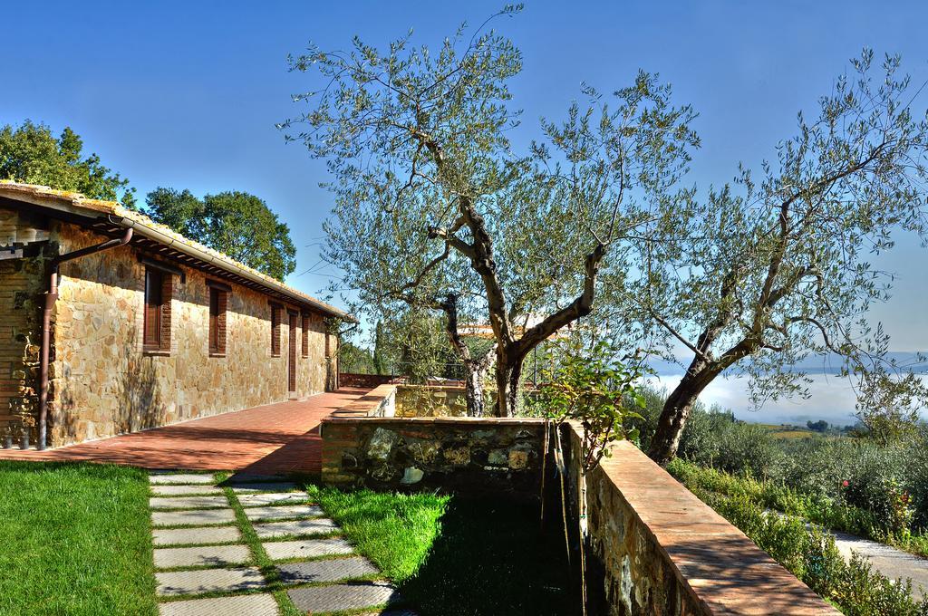 Agriturismo Fraschetta มอนตาลชิโน ภายนอก รูปภาพ